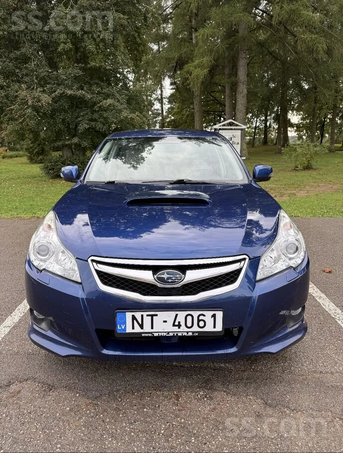 Subaru Legacy 2012 photo 2