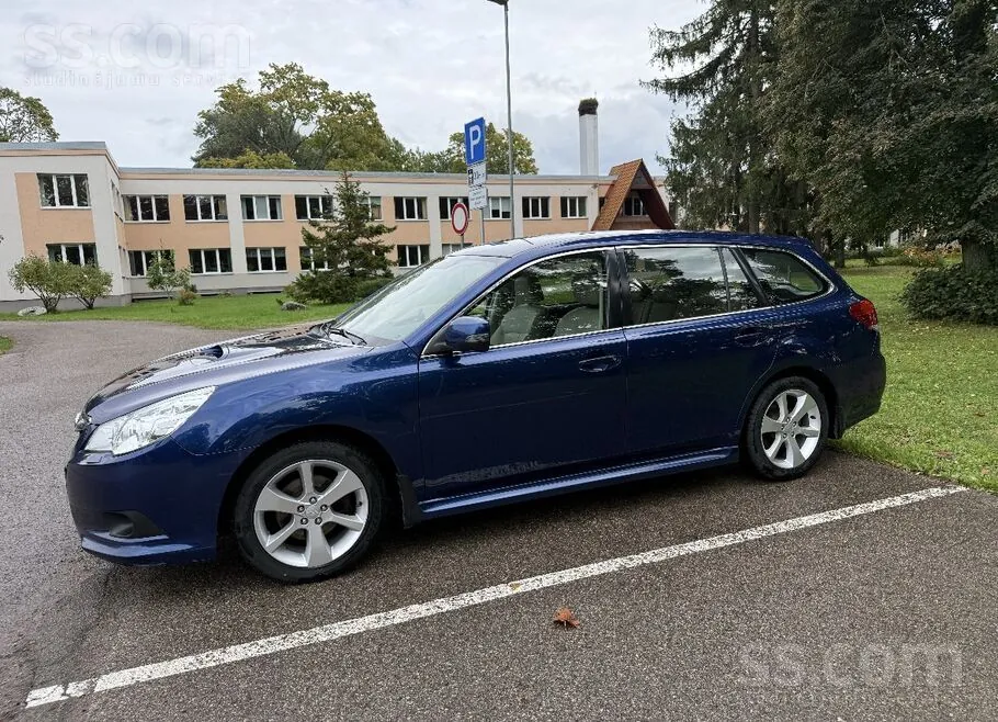 Subaru Legacy 2012 photo 3