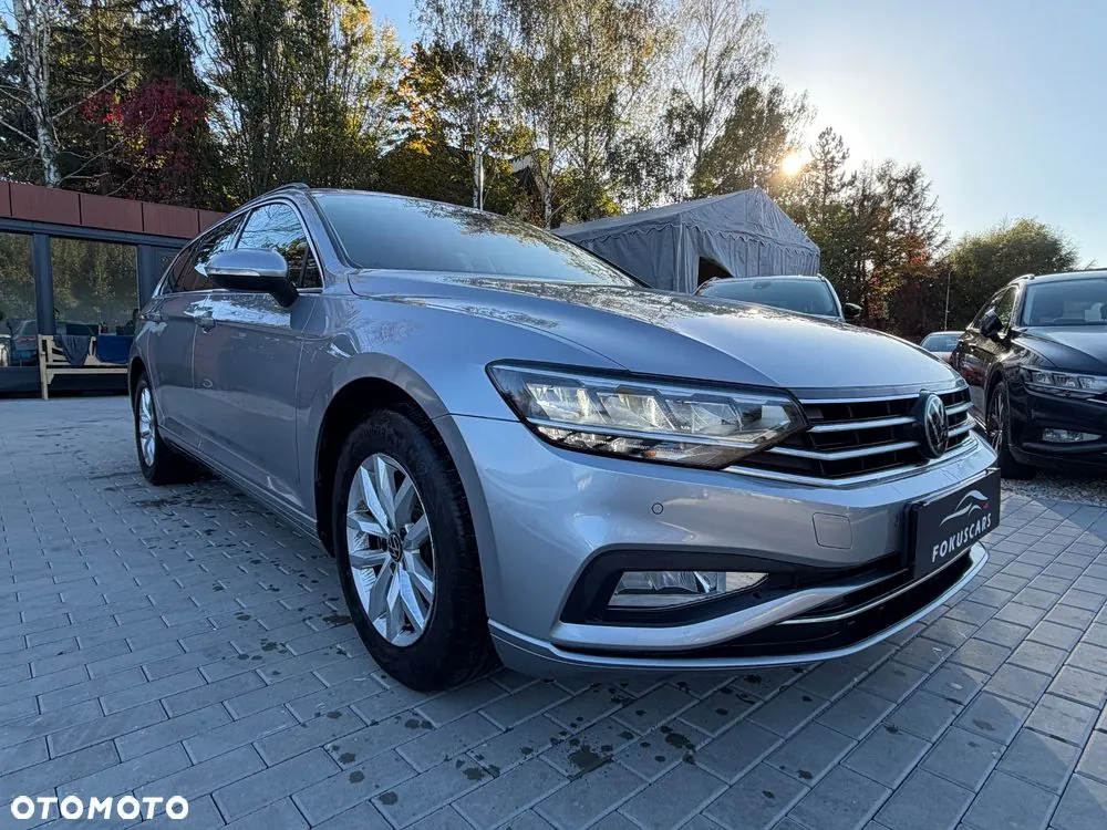 Volkswagen Passat 2022 photo 4
