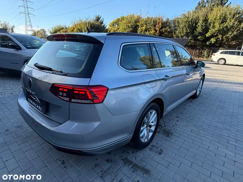 Volkswagen Passat 2022 photo 5