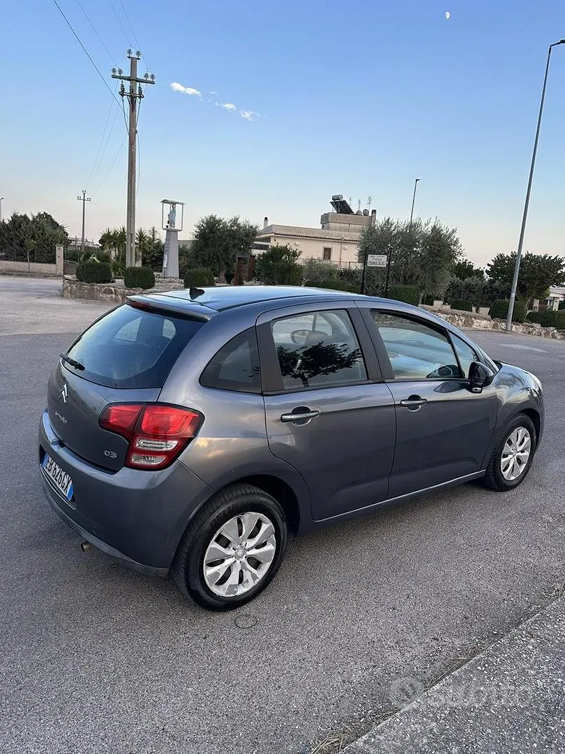 Citroen C3 2010 photo 2