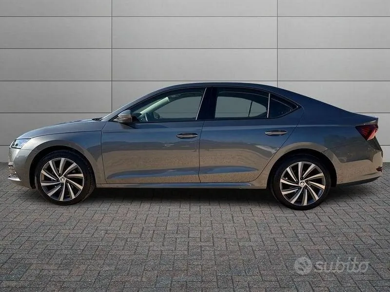 Skoda Octavia 2023 photo 5