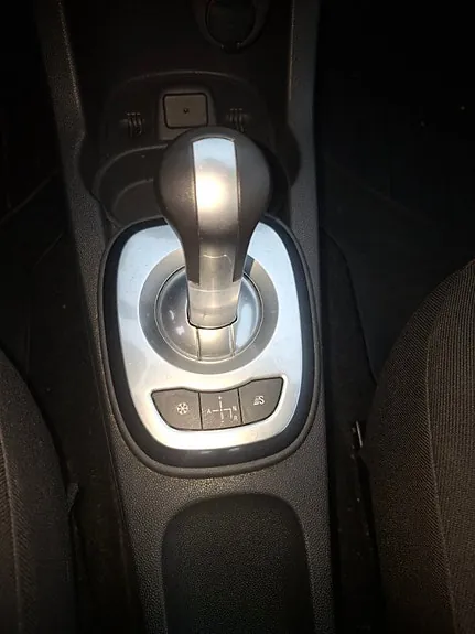 Opel Corsa 2011 photo 4
