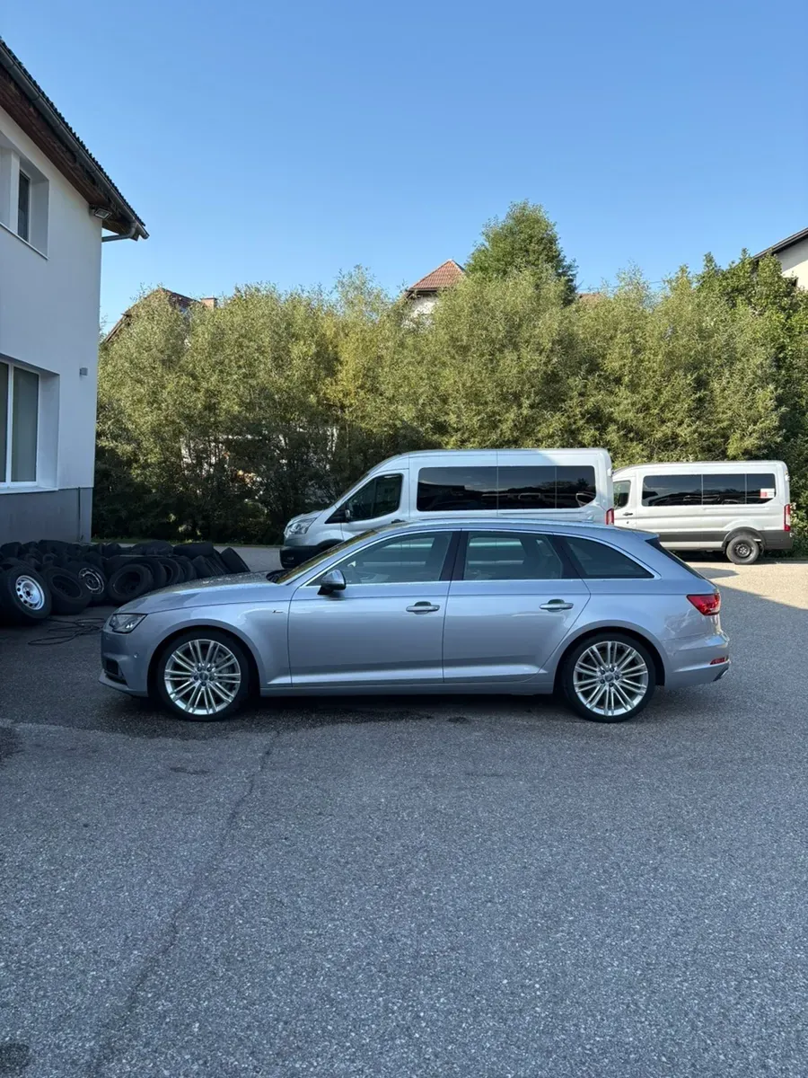Audi A4 2019 photo 2