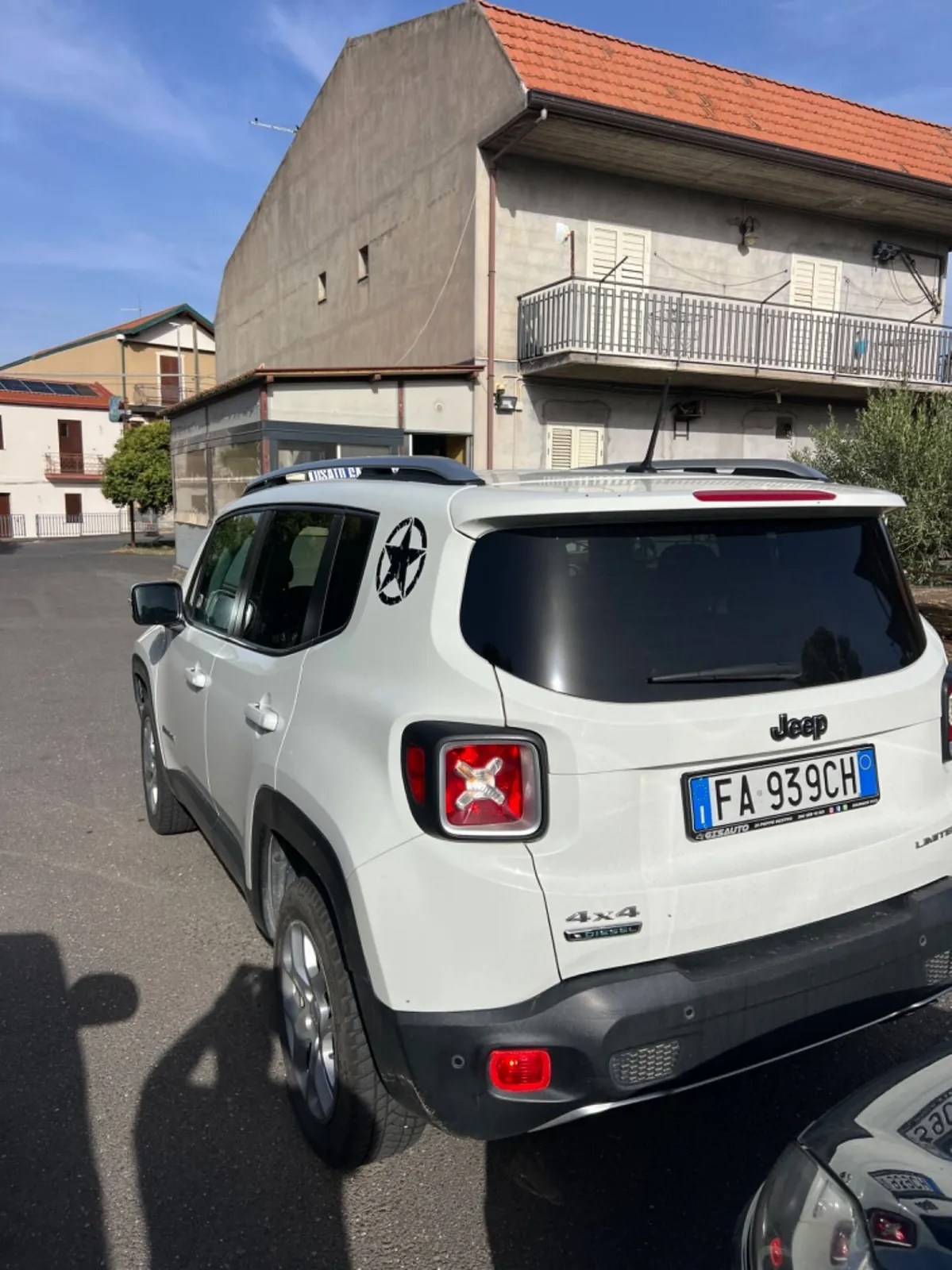 Jeep Renegade 2015 photo 4