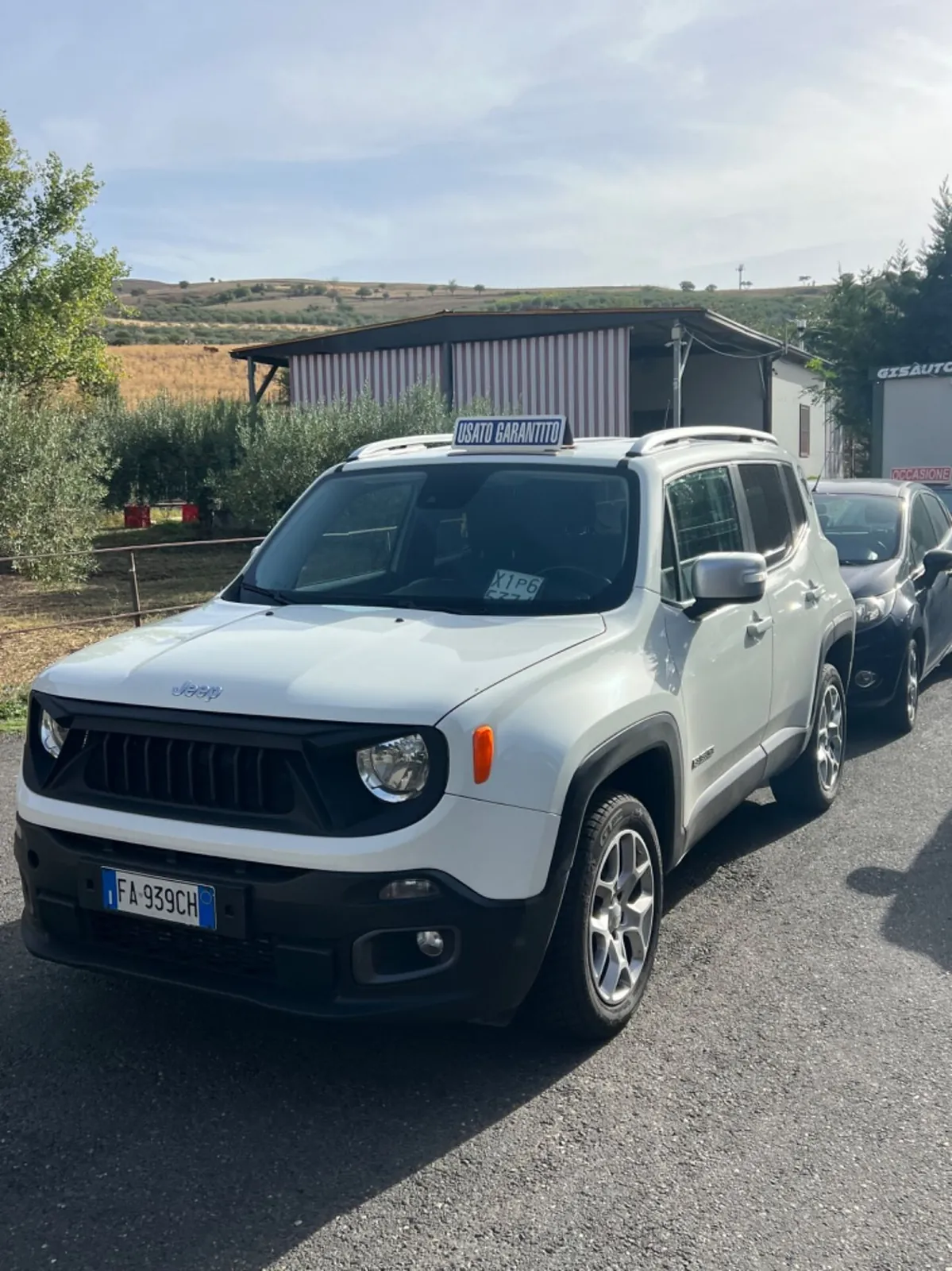 Jeep Renegade 2015 photo 2