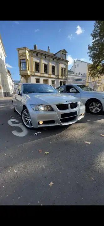 BMW E90
