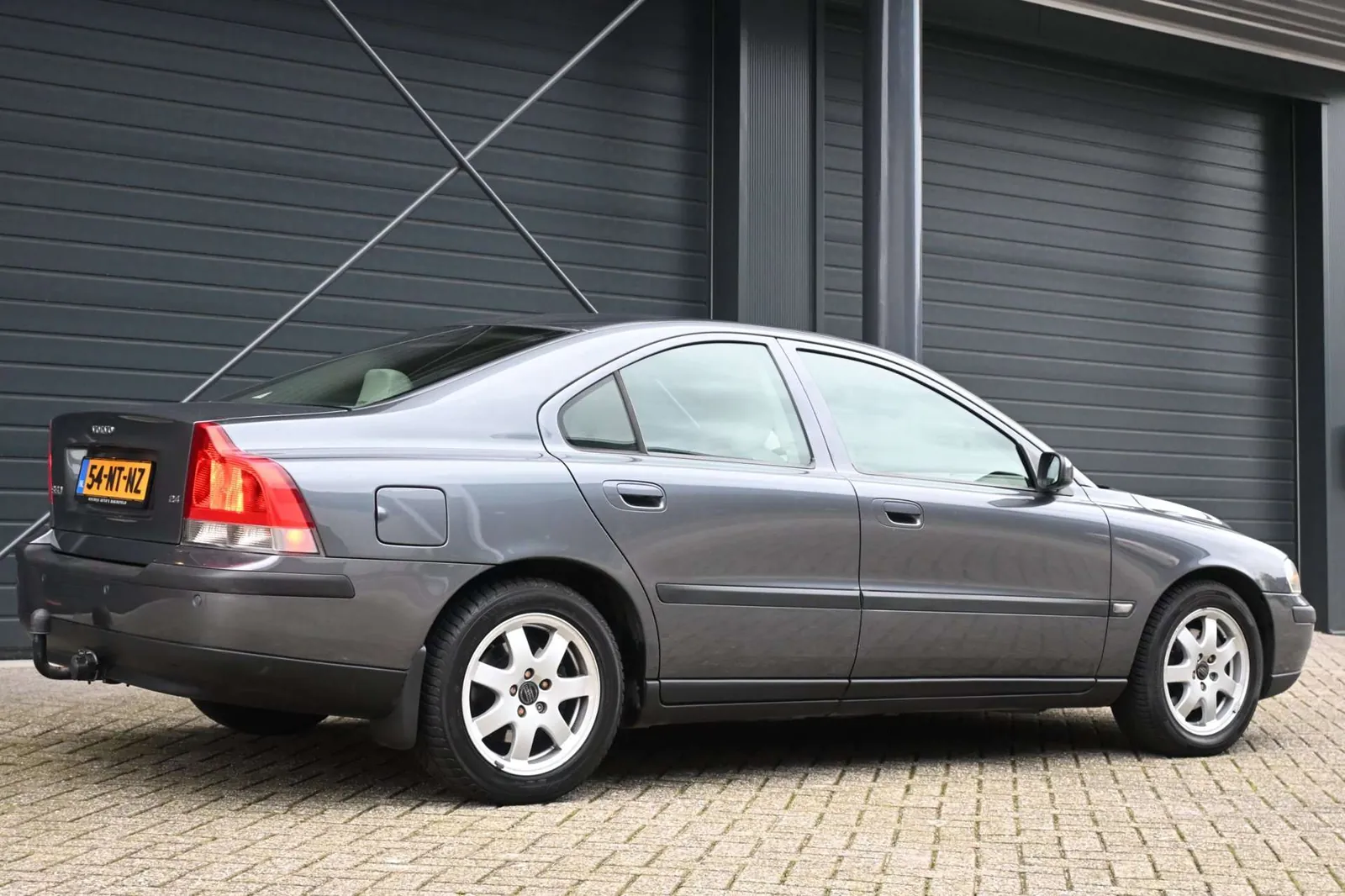 Volvo S60 2004 photo 2