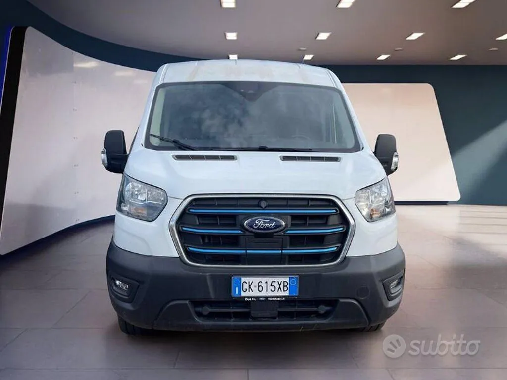 Ford E-Transit 2023 photo 2