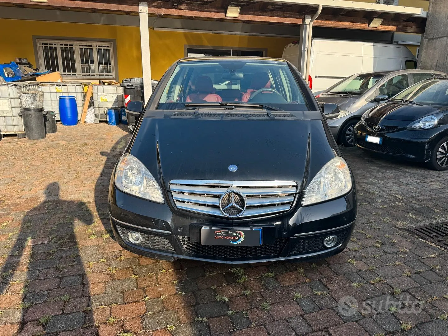 Mercedes-Benz A-Class 2010 photo 2