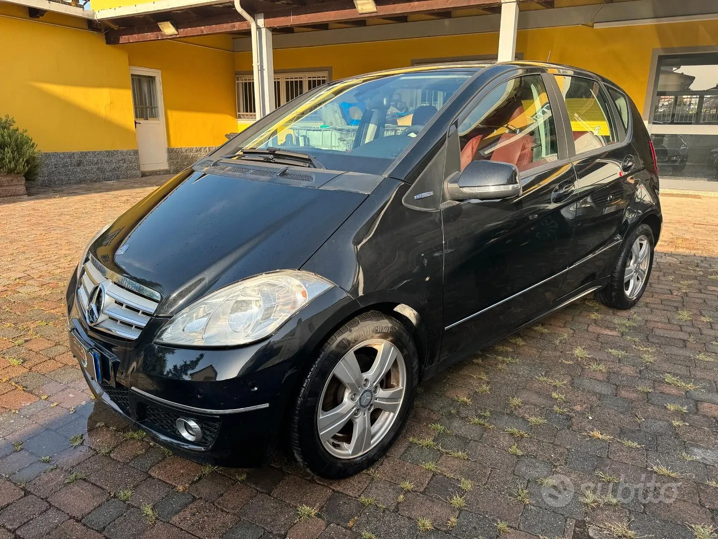 Mercedes-Benz A-Class 2010 photo 3