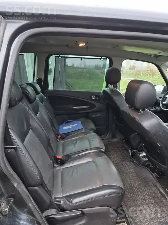 Ford Galaxy 2006 photo 4