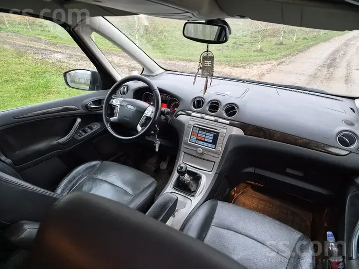 Ford Galaxy 2006 photo 3