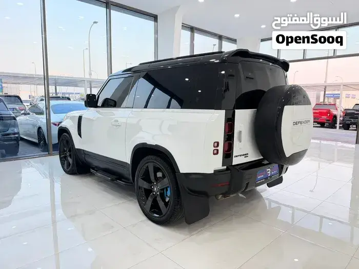 Land Rover Defender 2022 photo 4
