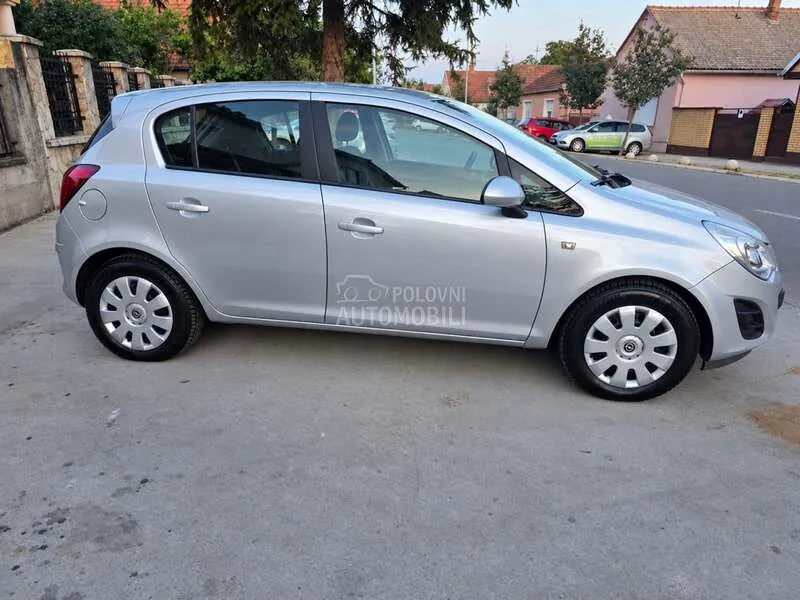 Opel Corsa C 2012 photo 3