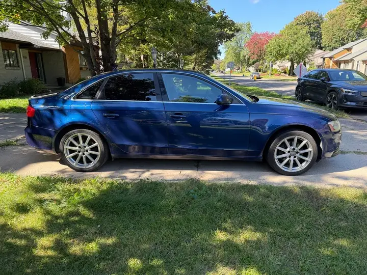 Audi A4 2014 photo 4