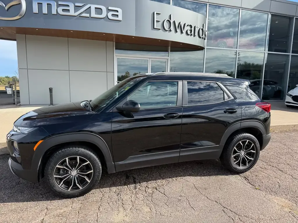 Chevrolet Trailblazer 2021 photo 2