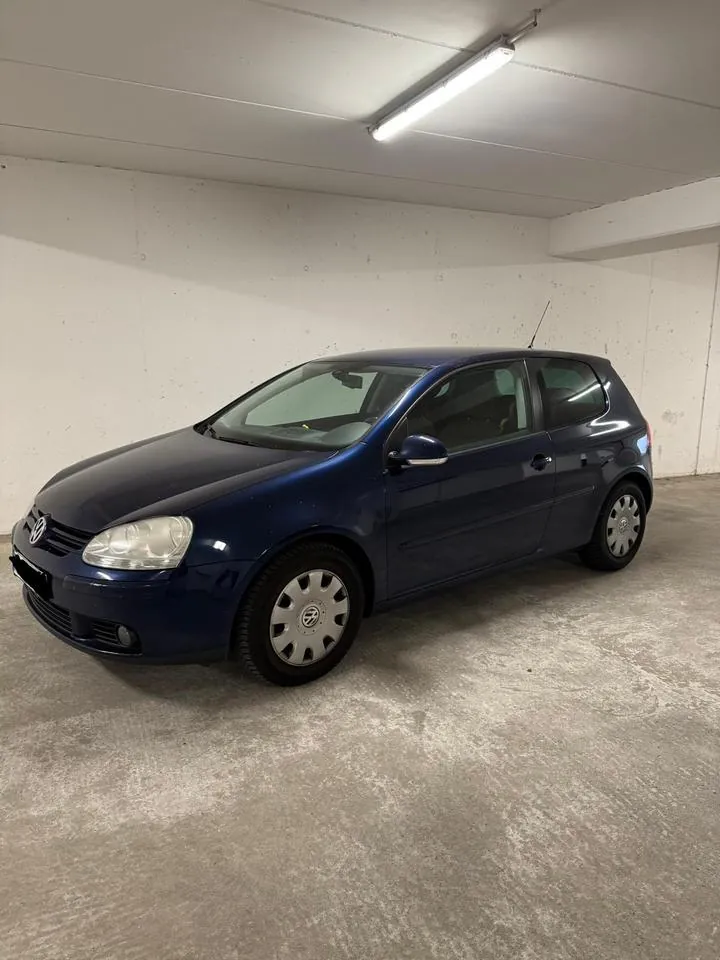 Volkswagen Golf V