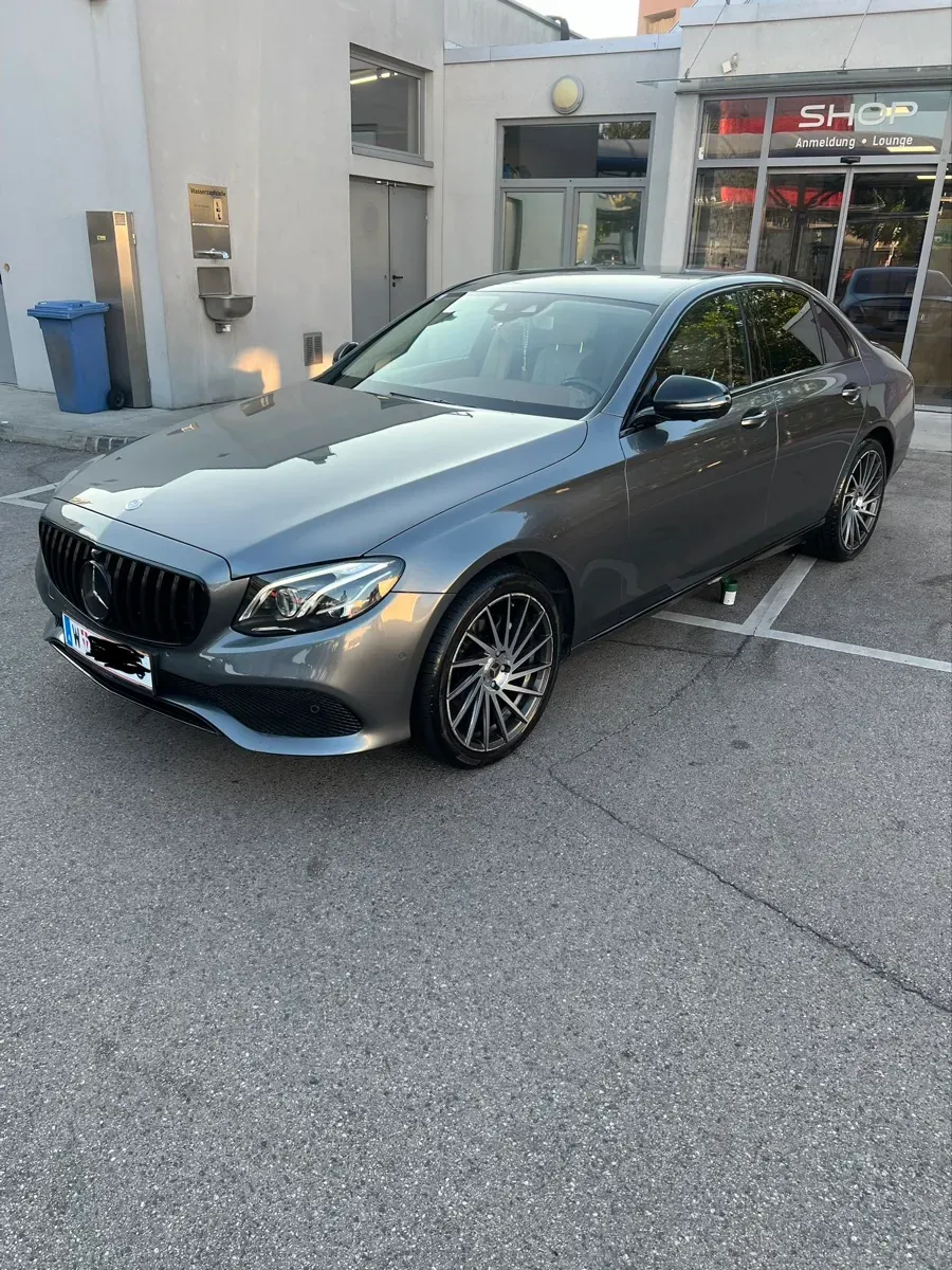 Mercedes-Benz E-Class 2016 photo 2