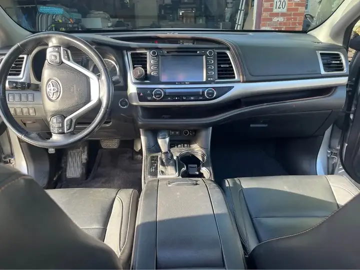 Toyota Highlander 2017 photo 4