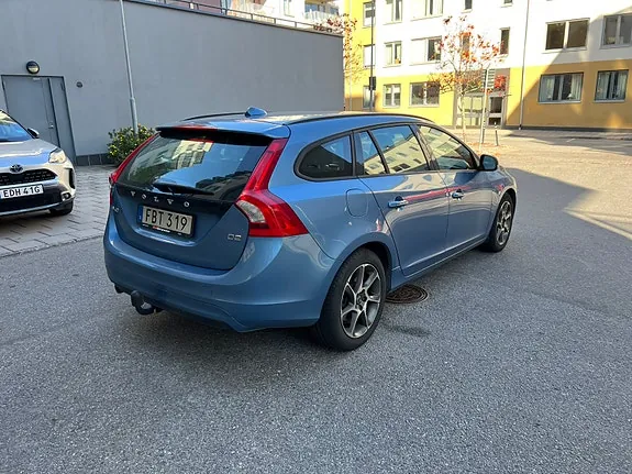 Volvo V60 2016 photo 3