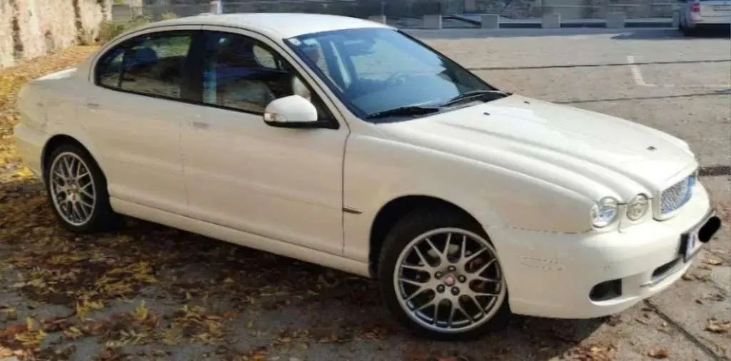 Jaguar X-Type 2009 photo 3