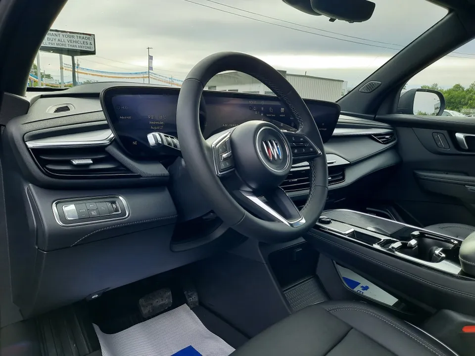 Buick Enclave 2026 photo 2