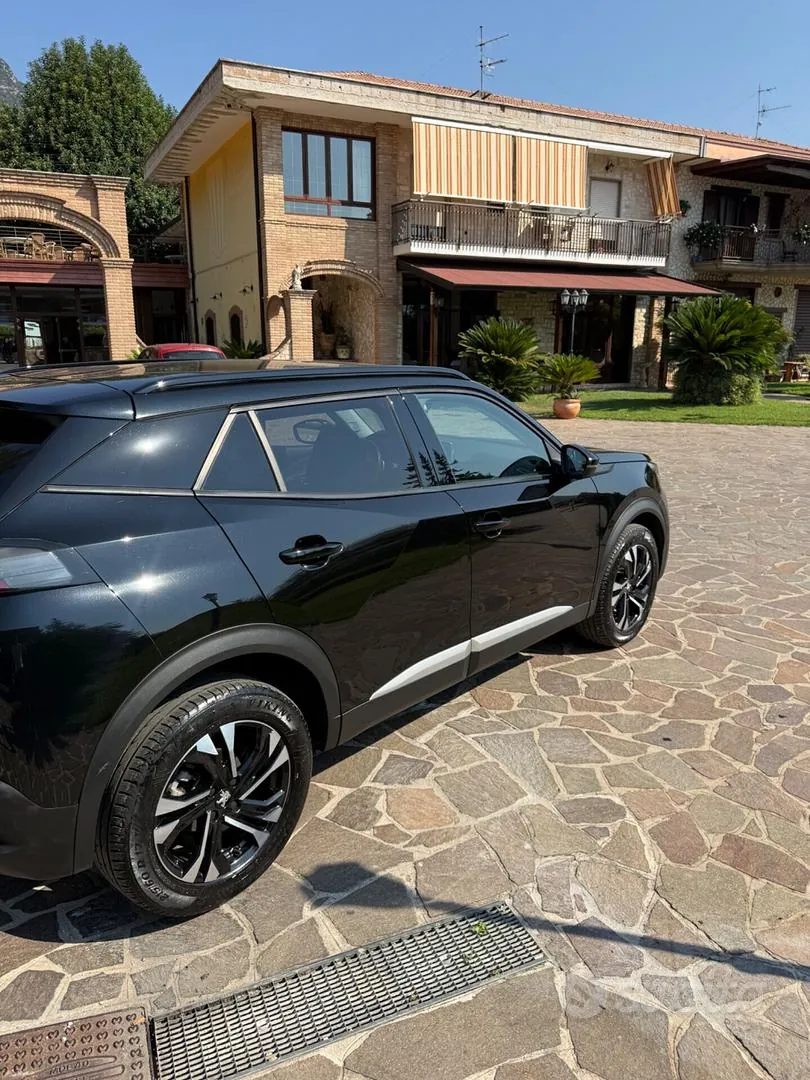 Peugeot 2008 2022 photo 4