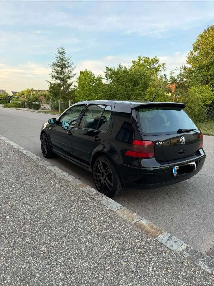 Volkswagen Golf 2001 photo 3