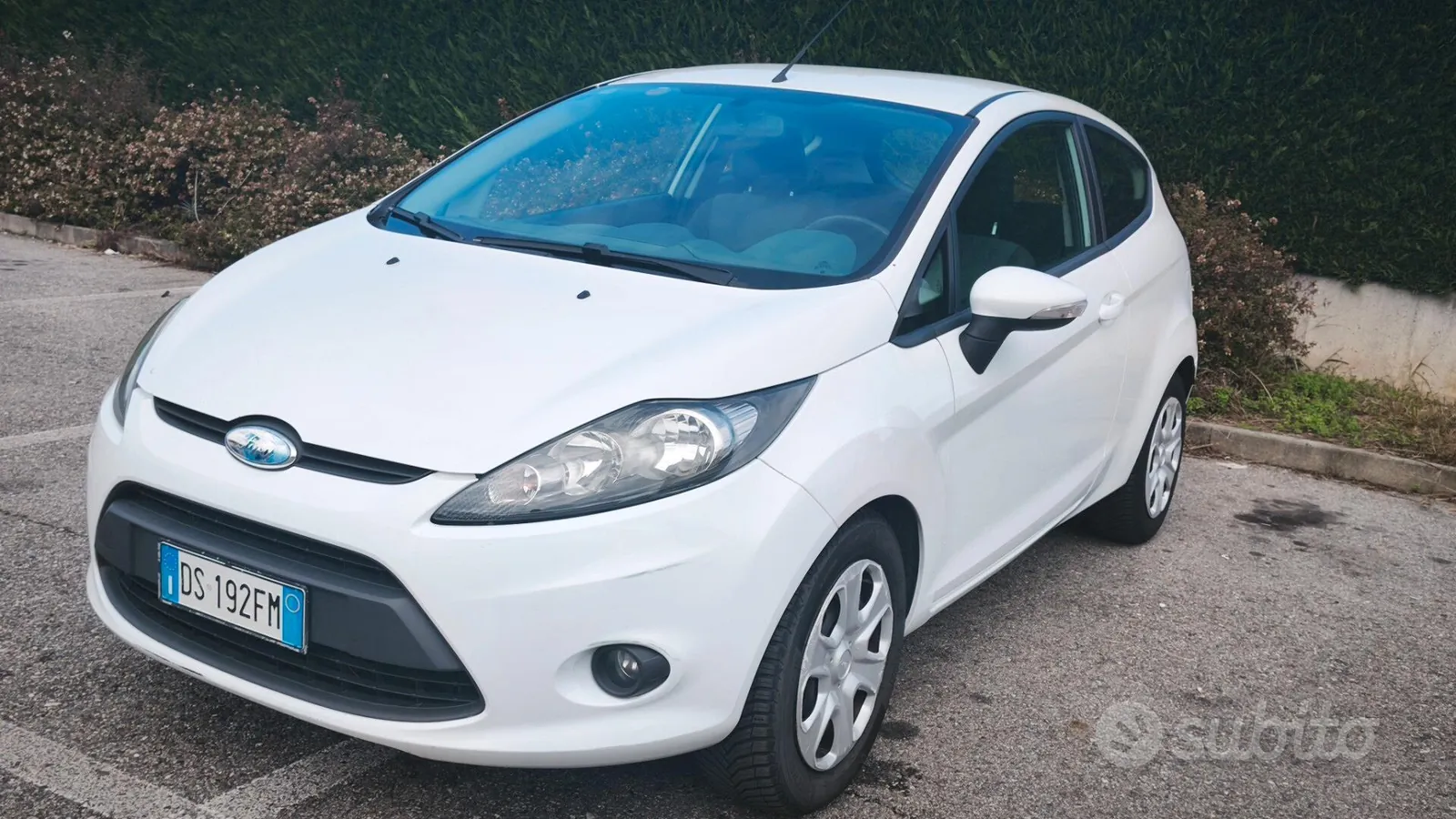 Ford Fiesta 2009 photo 2