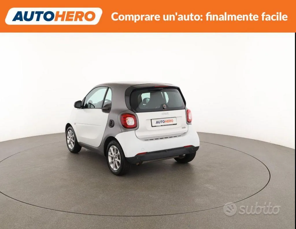 Smart Fortwo 2017 photo 4