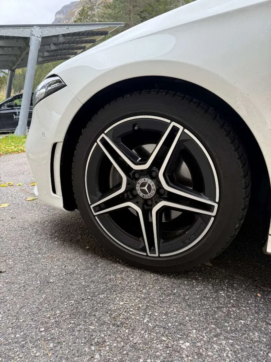 Mercedes-Benz A-Class 2022 photo 3