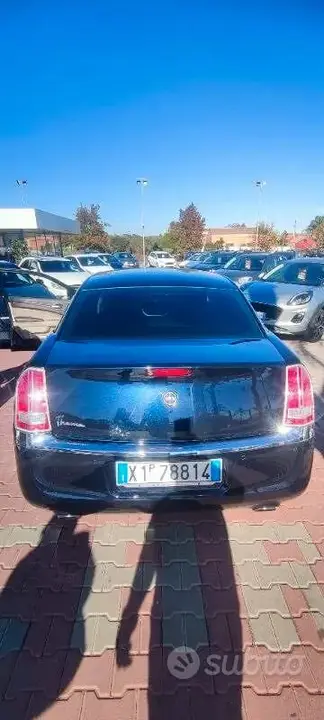 Lancia Thema 2012 photo 3
