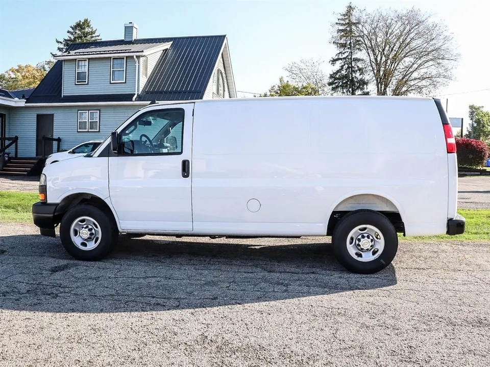 Chevrolet Express 2025 photo 5