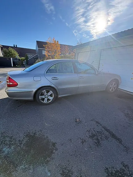 Mercedes-Benz E200 D 2004 photo 5