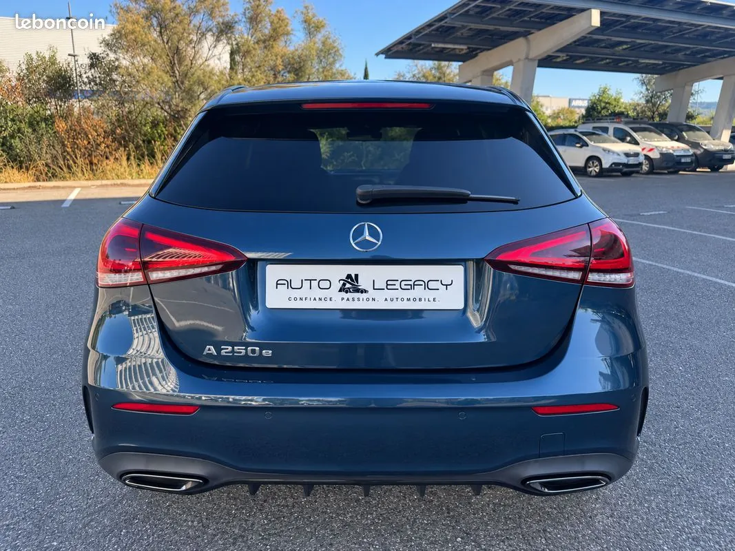 Mercedes-Benz A250E 2021 photo 3