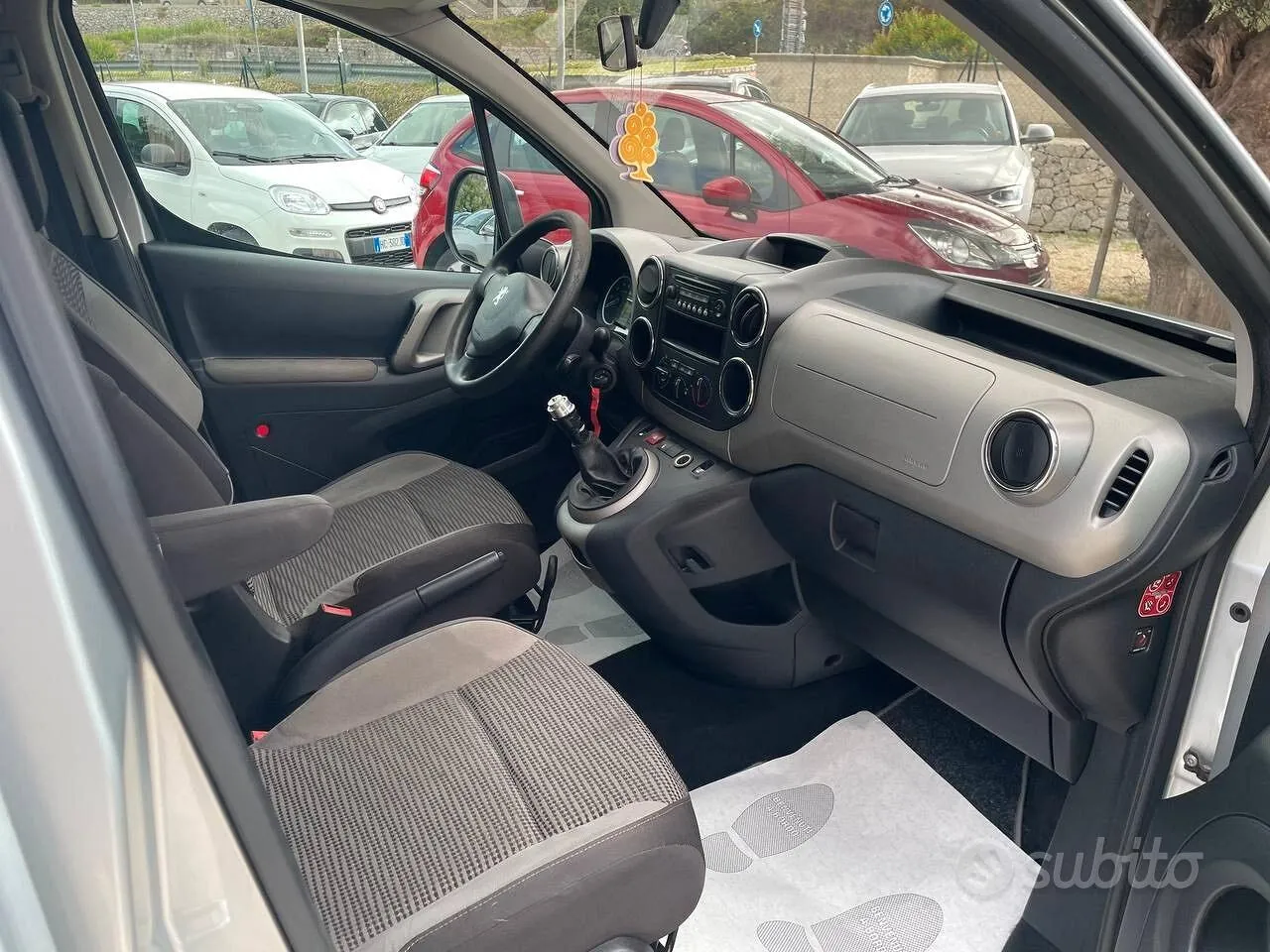 Peugeot Partner 2009 photo 3
