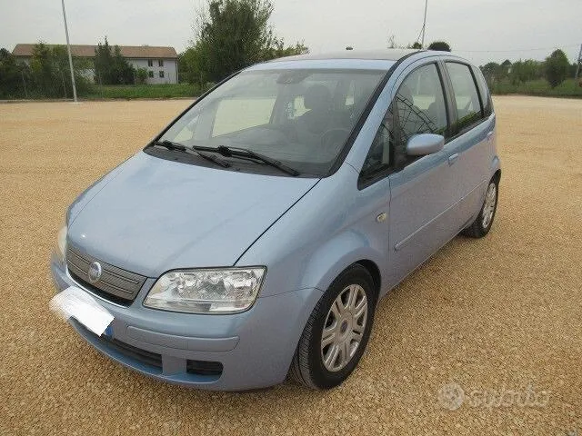 Fiat Idea 2007 photo 2