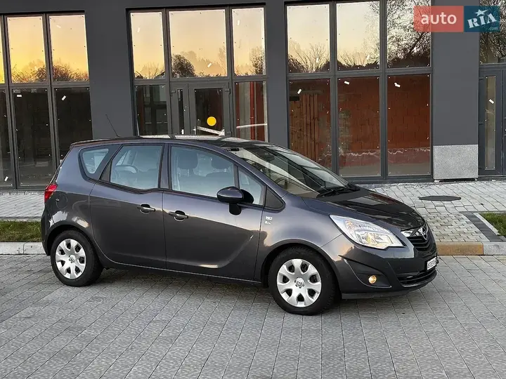 Opel Meriva 2013 photo 2