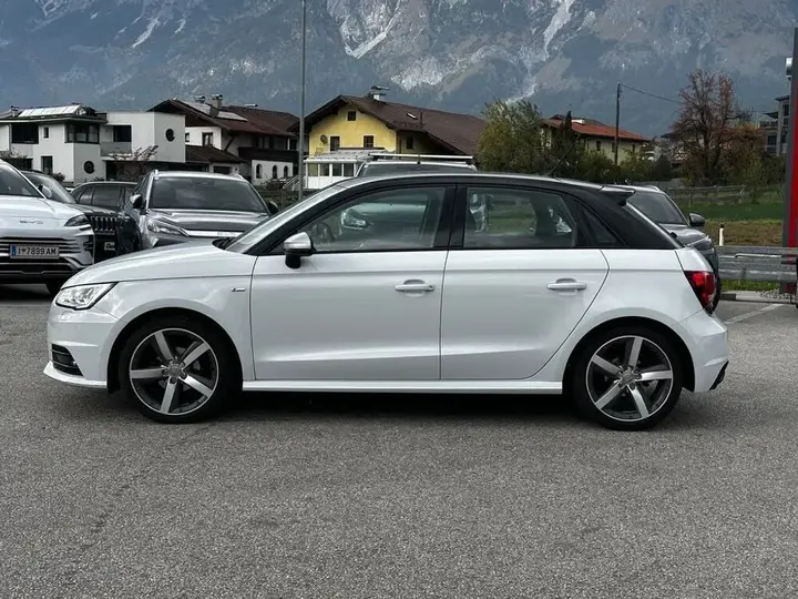 Audi A1 2018 photo 3