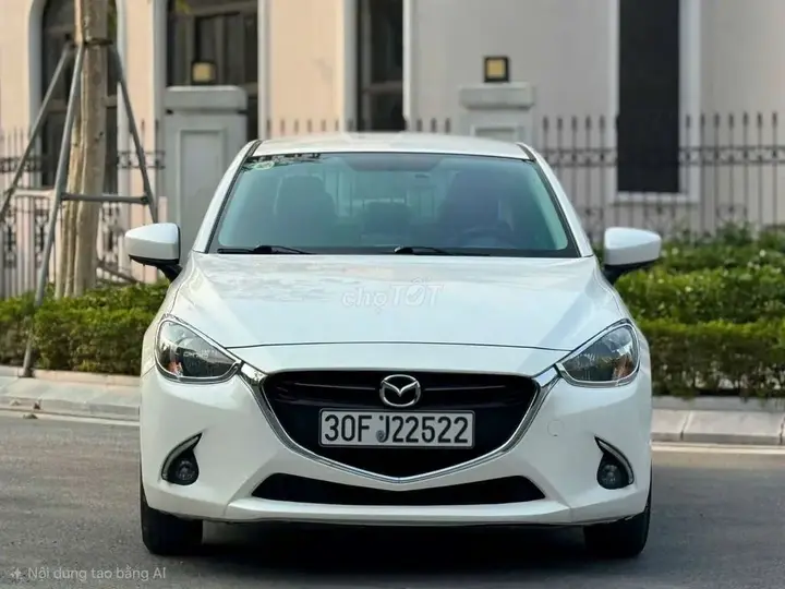 Mazda 2 2017 photo 3