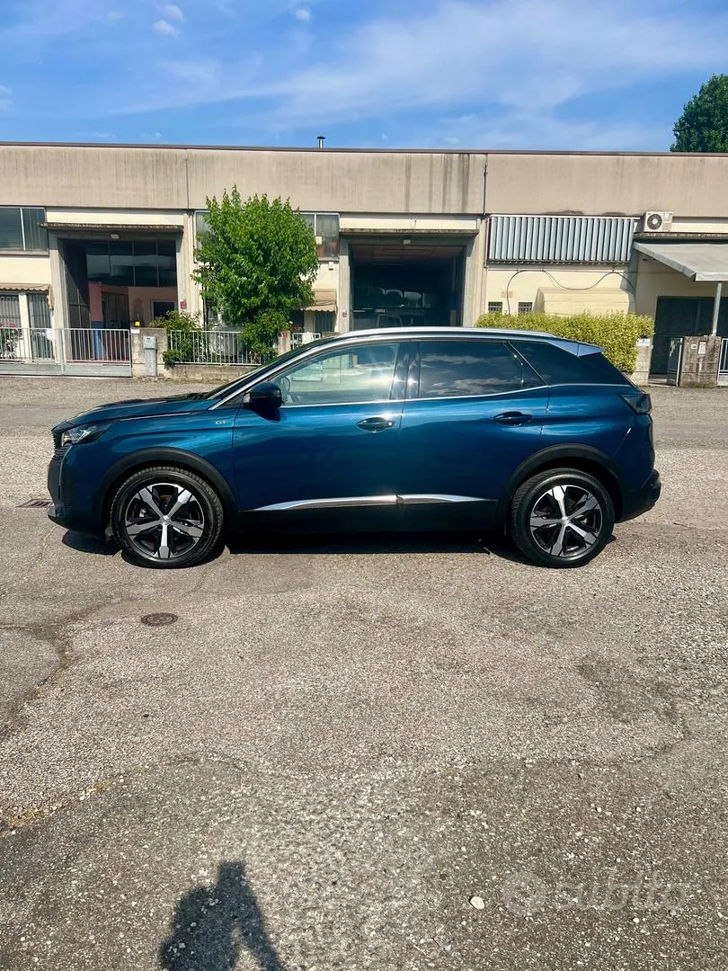 Peugeot 3008 2022 photo 2