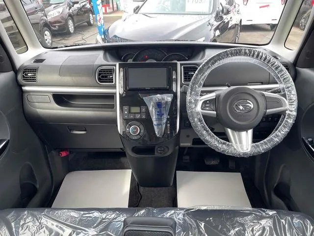 Daihatsu Tanto Custom X Top Edition Sai photo 3