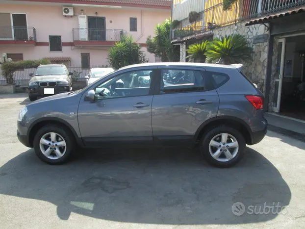 Nissan Qashqai 2008 photo 2