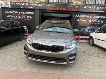 Kia Carens 2017 photo 2