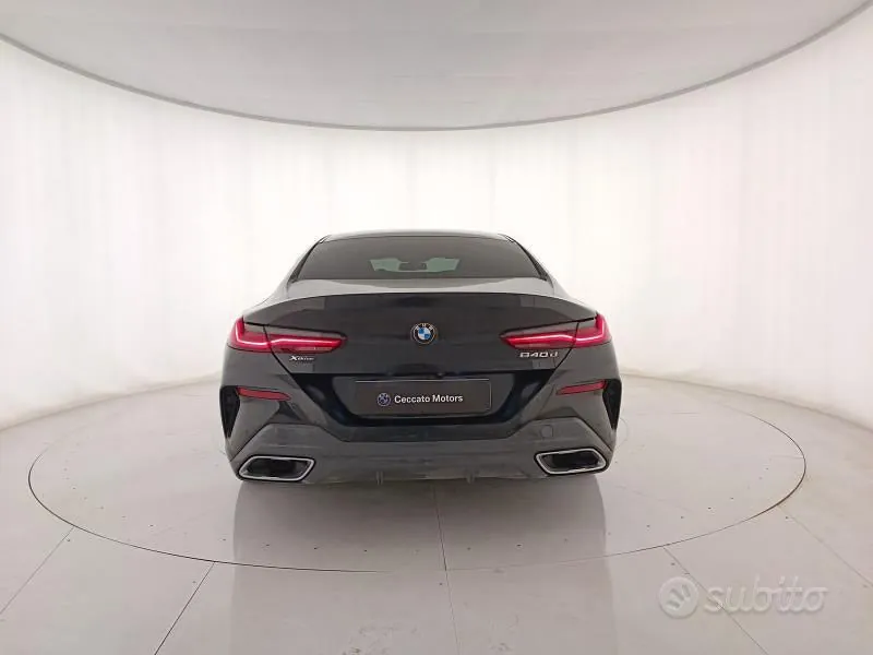 BMW 8 Series 2022 photo 5