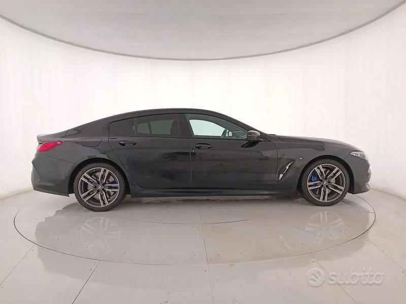 BMW 8 Series 2022 photo 3