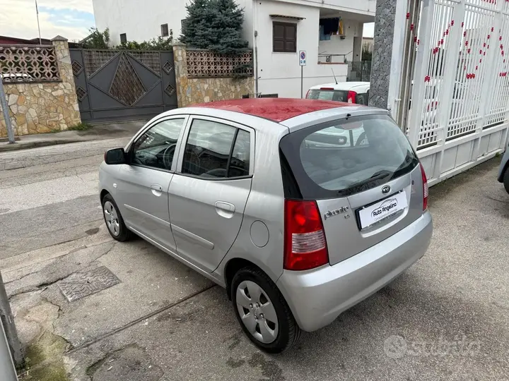 Kia Picanto 2006 photo 3