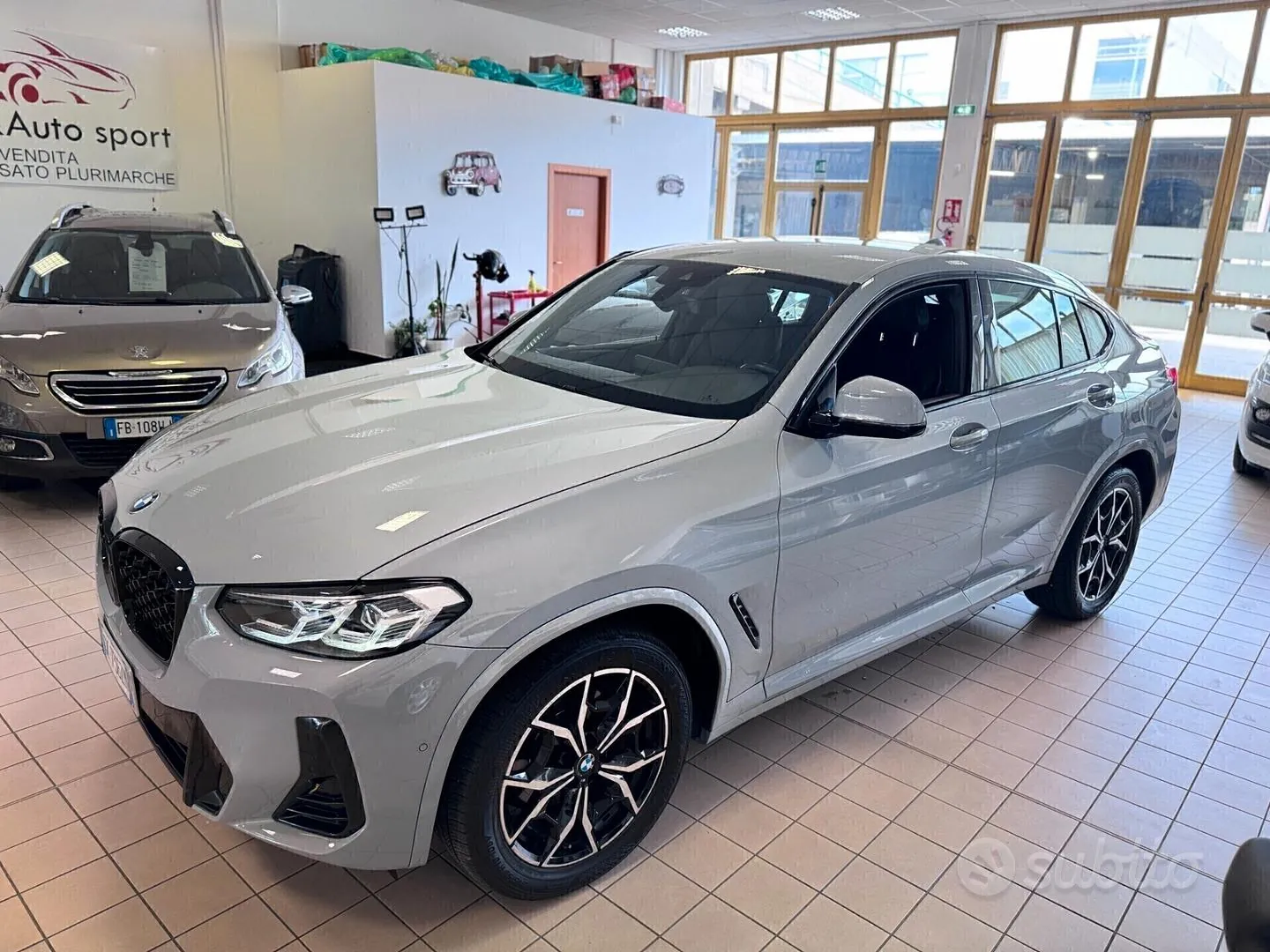 BMW X4 2022 photo 4