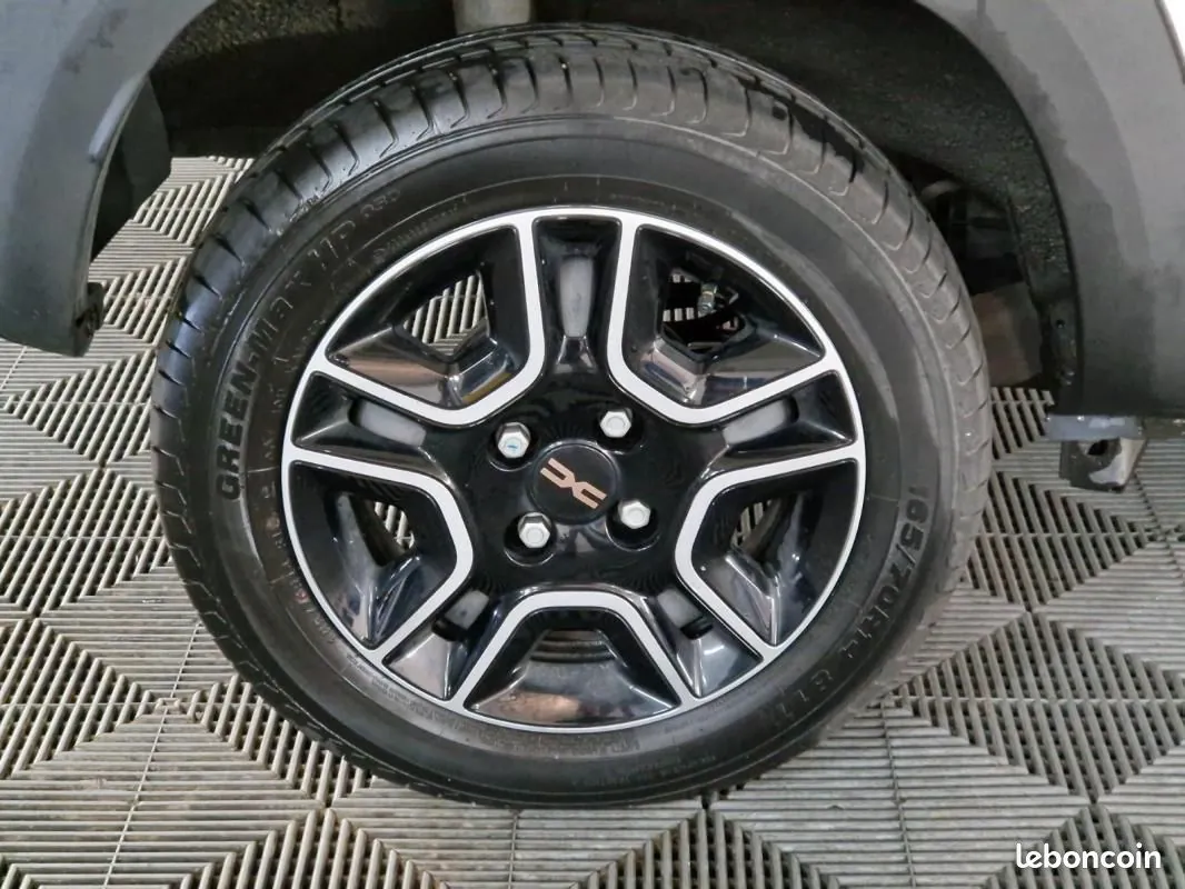 Dacia Spring 2023 photo 3